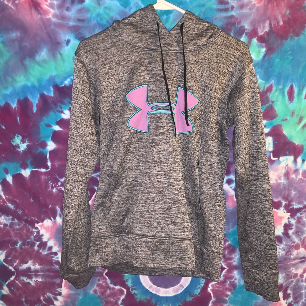 Women’s XS Under Armour Hoodie